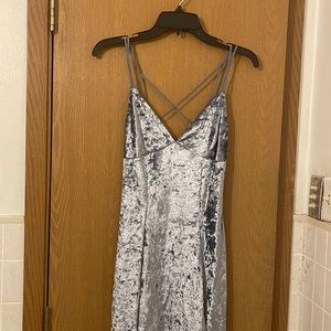 Dress-XS-full tilt velvet dress